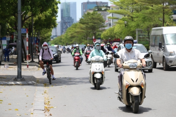 Miền Bắc bước vào đợt nắng nóng diện rộng đầu tiên