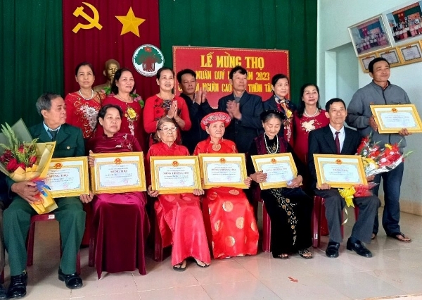 Nỗ lực ngay từ tháng đầu, quý đầu