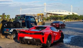 Hà Nội: Tài xế lái siêu xe Ferrari gây tai nạn chết người ra đầu thú